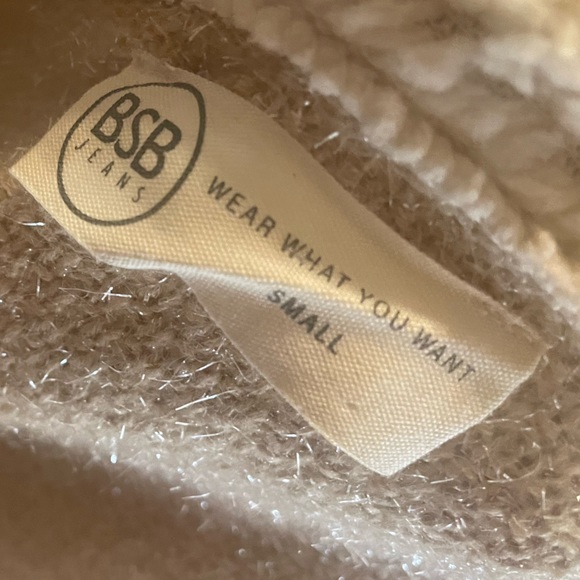 Women’s Ivory Cream Double Breasted Knitted Cable Stitch Cardigan - Picture 4 of 8